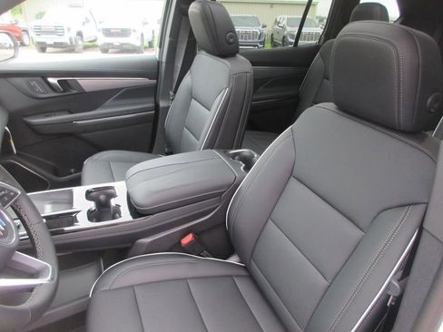New 2026 Buick Enclave Preferred w/ Power Package AWD/4WD image 12