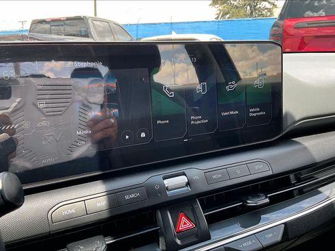 Used 2025 Kia K4 EX FWD image 31
