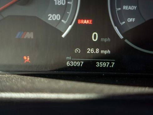 Used 2017 BMW M3 RWD image 18