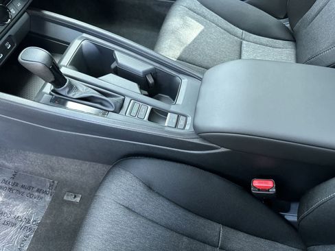 Used 2025 Honda Accord LX image 19