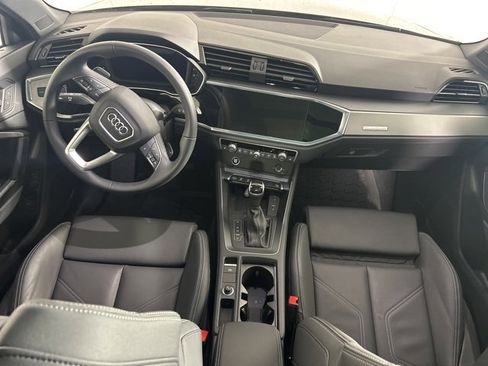 Used 2025 Audi Q3 2.0T Premium w/ Convenience Package image 14