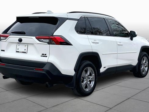 Used 2024 Toyota RAV4 XLE image 12