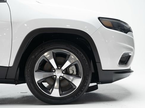 Used 2019 Jeep Cherokee Limited image 51