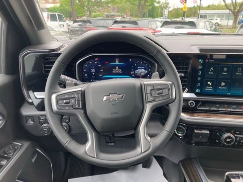 New 2026 Chevrolet Silverado 1500 RST w/ Dark Appearance Package AWD/4WD image 12