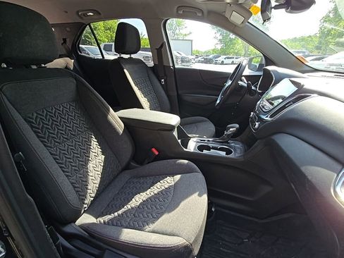 Used 2022 Chevrolet Equinox LT FWD image 17