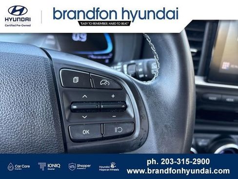 Certified 2023 Hyundai Venue SEL FWD image 15