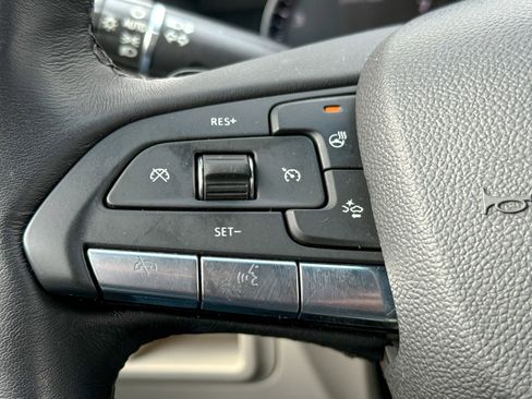 Certified 2022 Cadillac CT4 Luxury w/ Sun And Sound Package image 25