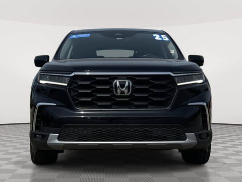 Used 2025 Honda Pilot EX-L image 2