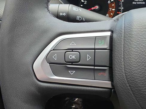 Used 2025 Jeep Compass Latitude w/ Convenience Group image 27