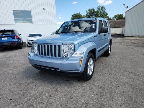 Used 2012 Jeep Liberty Sport w/ Trailer Tow Class III Group AWD/4WD image 10