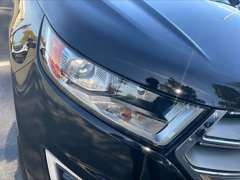 Used 2018 Ford Edge Titanium w/ Equipment Group 301A image 29