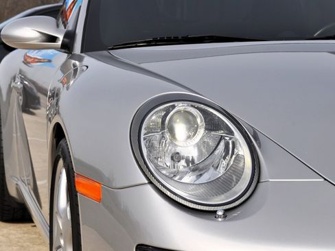 Used 2006 Porsche 911 Carrera S RWD image 9
