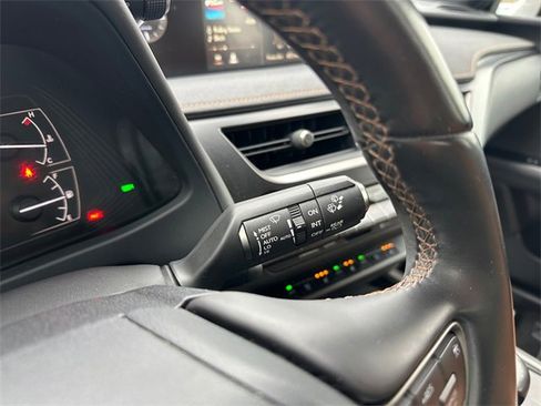 Used 2022 Lexus UX 250h w/ Premium Package image 25