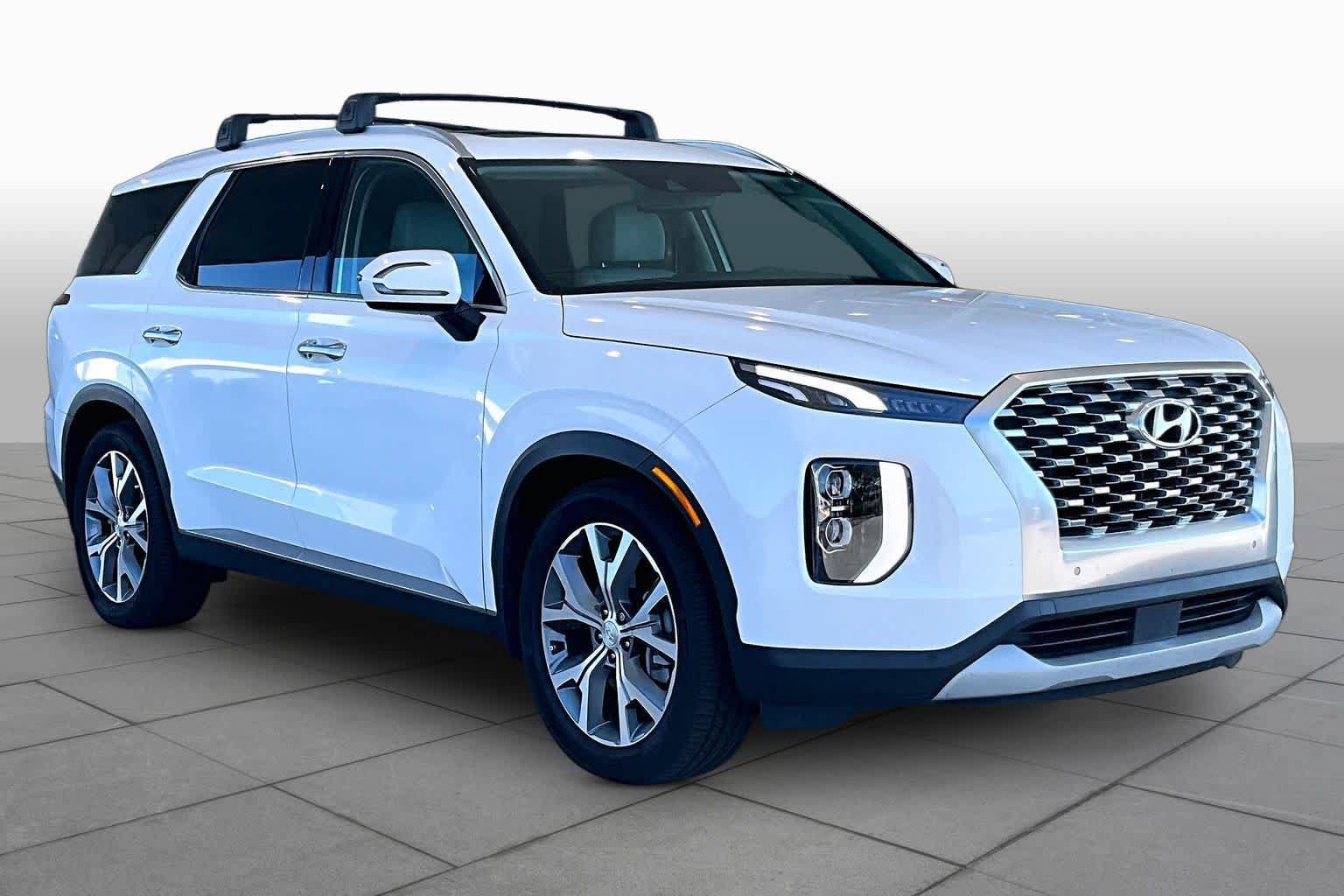 Used 2020 Hyundai Palisade SEL FWD image 2