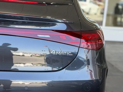 Used 2023 Mercedes-Benz EQE 500 4MATIC Sedan image 13