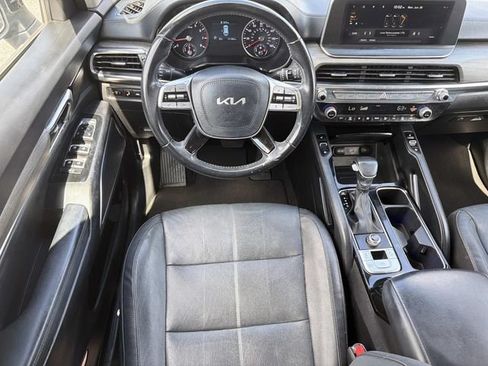 Used 2022 Kia Telluride EX w/ EX Premium Package FWD image 15