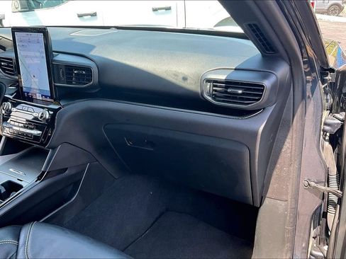 Used 2024 Ford Explorer ST w/ Equipment Group 401A AWD/4WD image 15