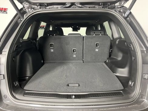 New 2025 Jeep Grand Cherokee Laredo w/ Luxury Tech Group I image 27