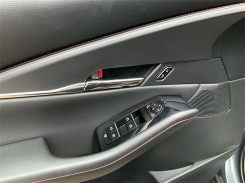 Used 2022 MAZDA CX-30 AWD 2.5 S w/ Preferred Package image 18