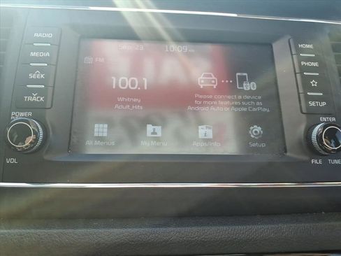 Used 2019 Kia Sedona L image 20