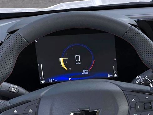 New 2026 Chevrolet Trax RS w/ Sunroof Package image 18