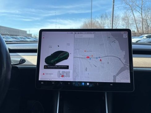 Used 2018 Tesla Model 3 Long Range image 18