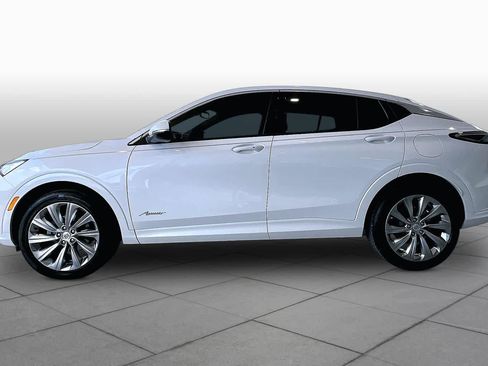 Used 2025 Buick Envista Avenir FWD image 32
