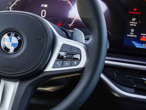 New 2026 BMW X5 sDrive40i w/ M Sport Package image 17