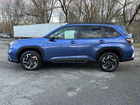 Certified 2025 Subaru Forester Limited AWD/4WD image 5