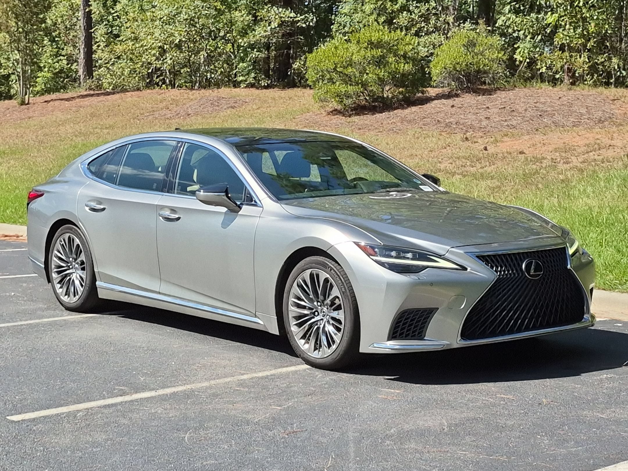 Used 2023 Lexus LS 500 w/ Interior Upgrade Package RWD image 24