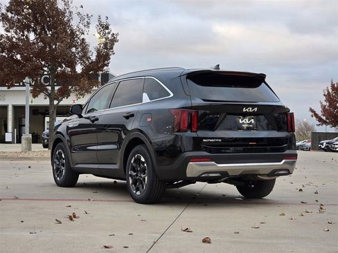New 2026 Kia Sorento S w/ S Panoramic Sunroof Package FWD image 3