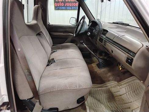 Used 1995 Ford F150 2WD Regular Cab image 13