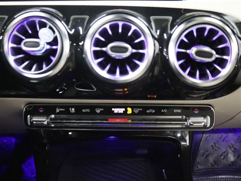 Used 2019 Mercedes-Benz A 220 220 image 27