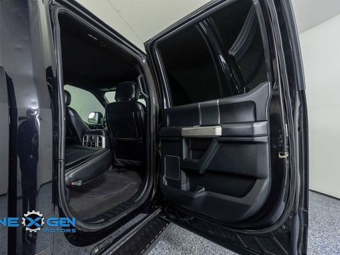 Used 2020 Ford F150 Lariat w/ Equipment Group 502A Luxury AWD/4WD image 31