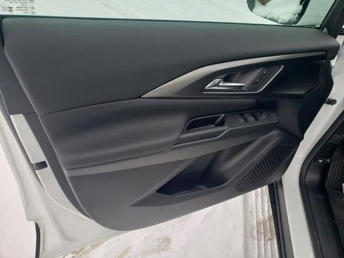 New 2026 Chevrolet Equinox EV LT FWD image 13