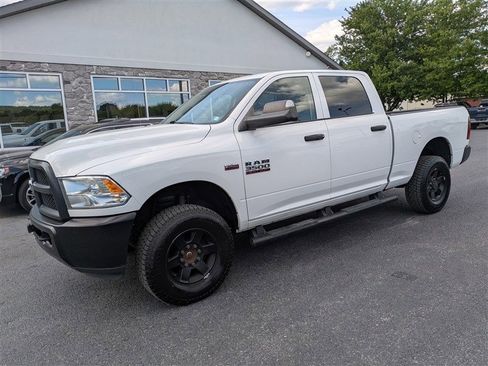Used 2017 RAM 3500 Tradesman AWD/4WD image 1