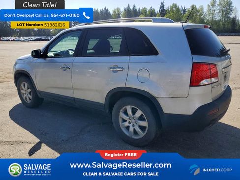 Used 2013 Kia Sorento LX w/ Convenience Pkg FWD image 3