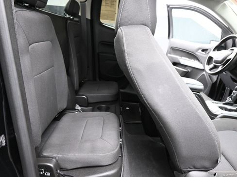 Certified 2022 Chevrolet Colorado LT image 17