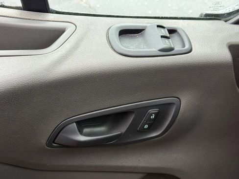 Used 2020 Ford Transit 250 Low Roof image 24