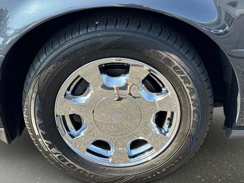 Used 2000 Cadillac De Ville w/ Comfort/Convenience Pkg FWD image 8