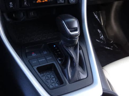 Used 2024 Toyota RAV4 XLE Premium w/ Weather Package image 33