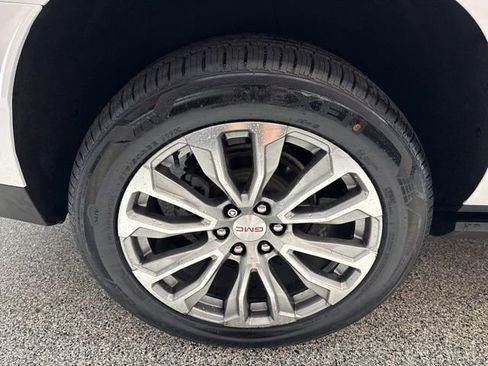 Used 2021 GMC Yukon XL Denali AWD/4WD image 26
