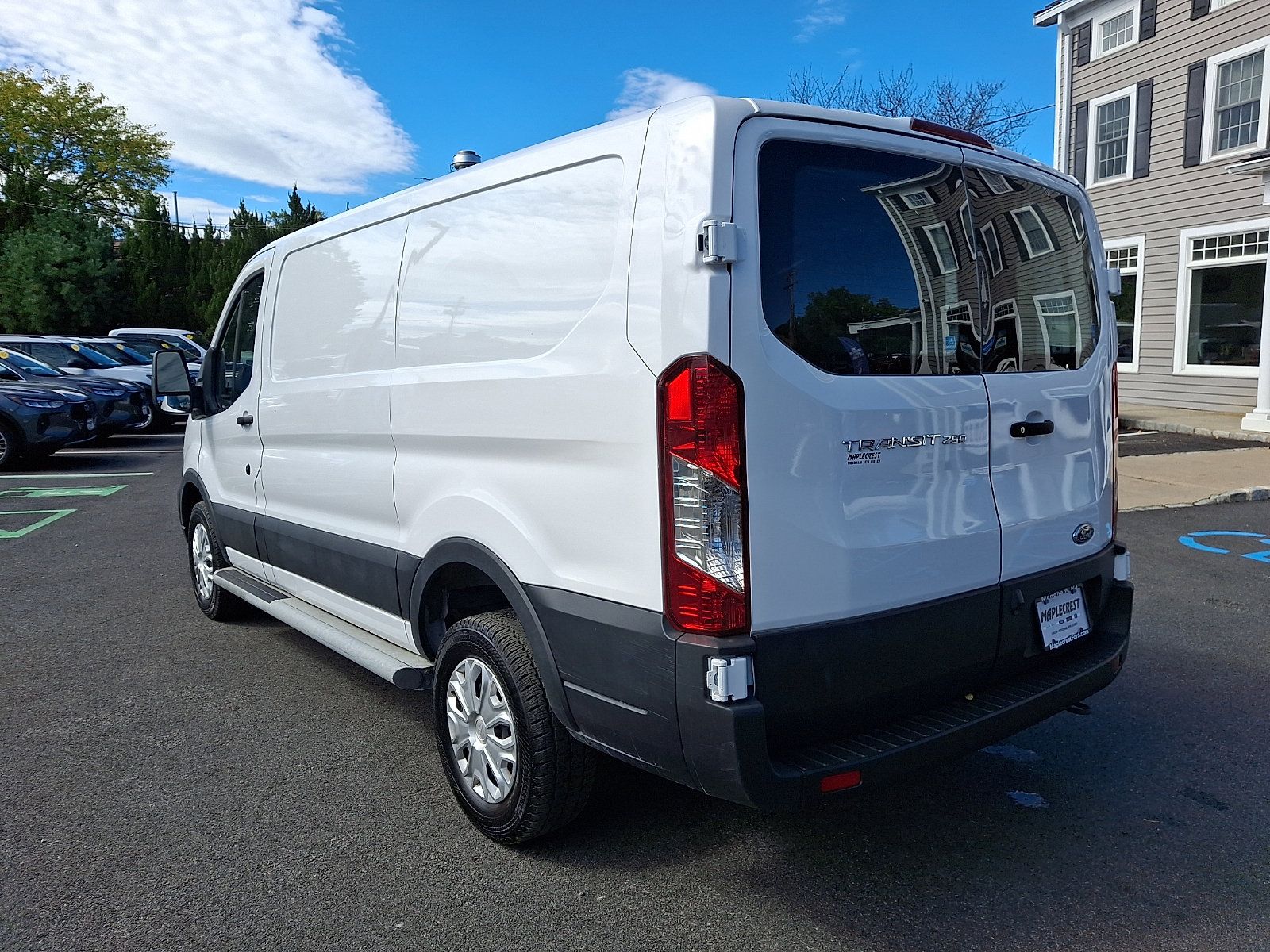 Used 2025 Ford Transit 250 Low Roof w/ Exterior Upgrade Package RWD image 7