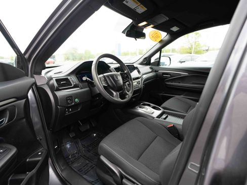 Used 2021 Honda Passport Sport image 8
