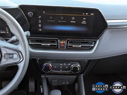 Used 2025 Chevrolet TrailBlazer LT image 25