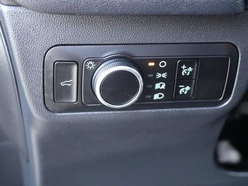Used 2025 Ford Escape Active w/ Cold Weather Package AWD/4WD image 31