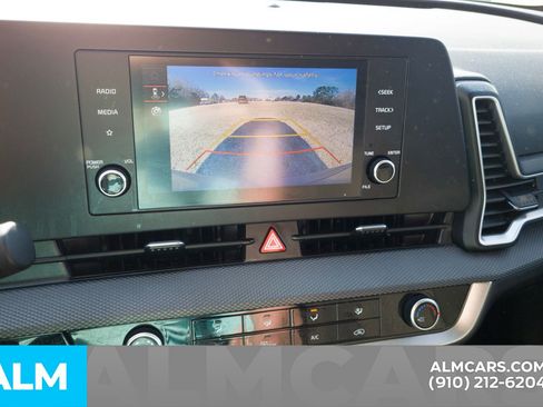 Used 2024 Kia Sportage LX image 24