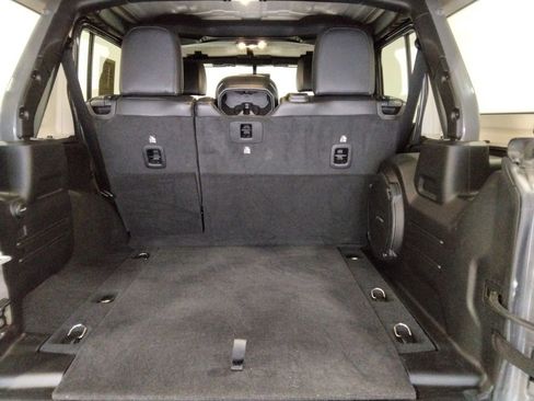 Used 2021 Jeep Wrangler Unlimited Sahara w/ Uconnect 4C Nav & Sound Group image 12