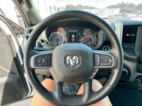 New 2024 RAM 2500 Tradesman w/ Chrome Appearance Group AWD/4WD image 6
