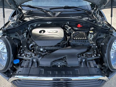 Used 2016 MINI Cooper Clubman image 32